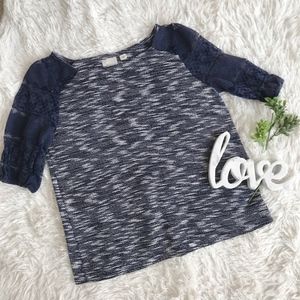 ◦ ANTHROPOLOGIE ◦ Postmark Patel Top Lace Sleeves